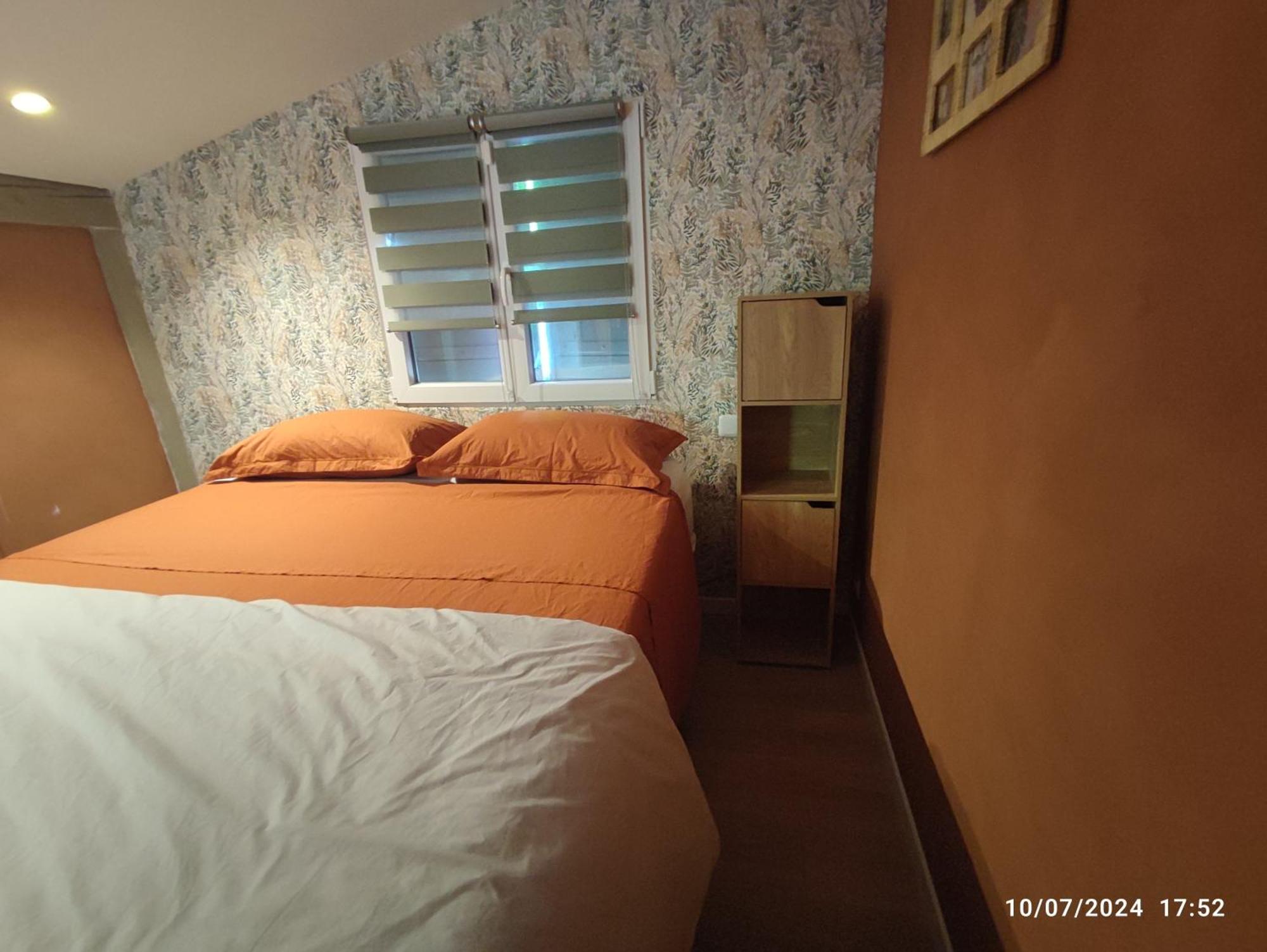 مبيت وإفطار Céreste Chambre Au Coeur Du Luberon المظهر الخارجي الصورة